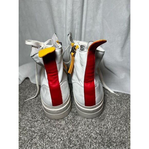 Oncept Women's White Black Lisbon Zip High Top Ultra-Soft Sneakers Size 9.5 NWOT - Picture 9 of 9